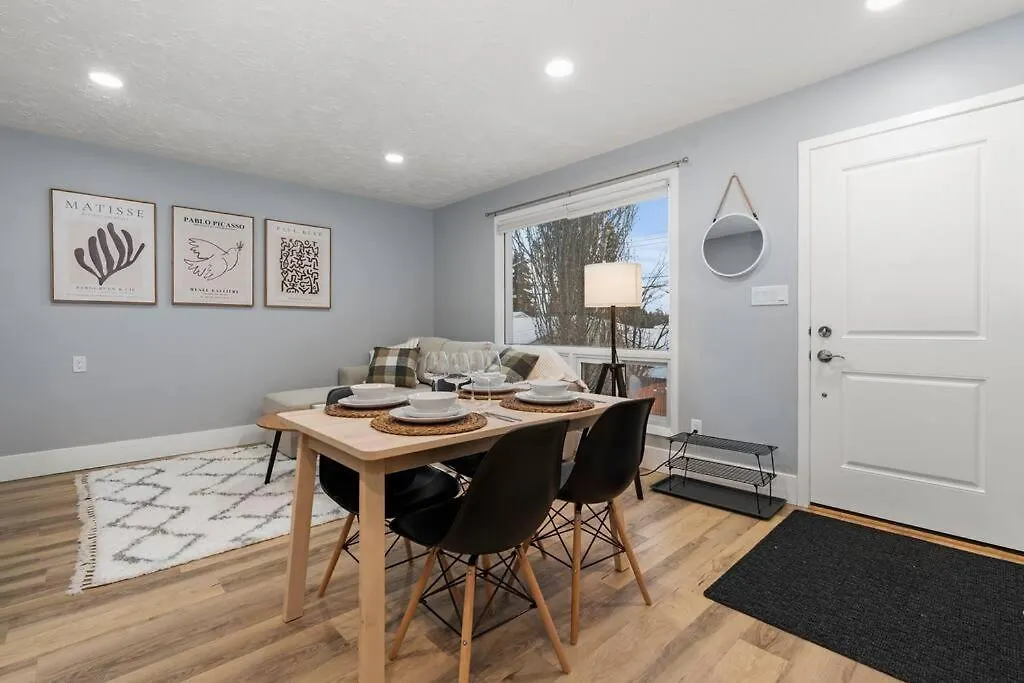 Elegant Boho Retreat - 8 Min To Wem Villa Edmonton 0*,  Canada