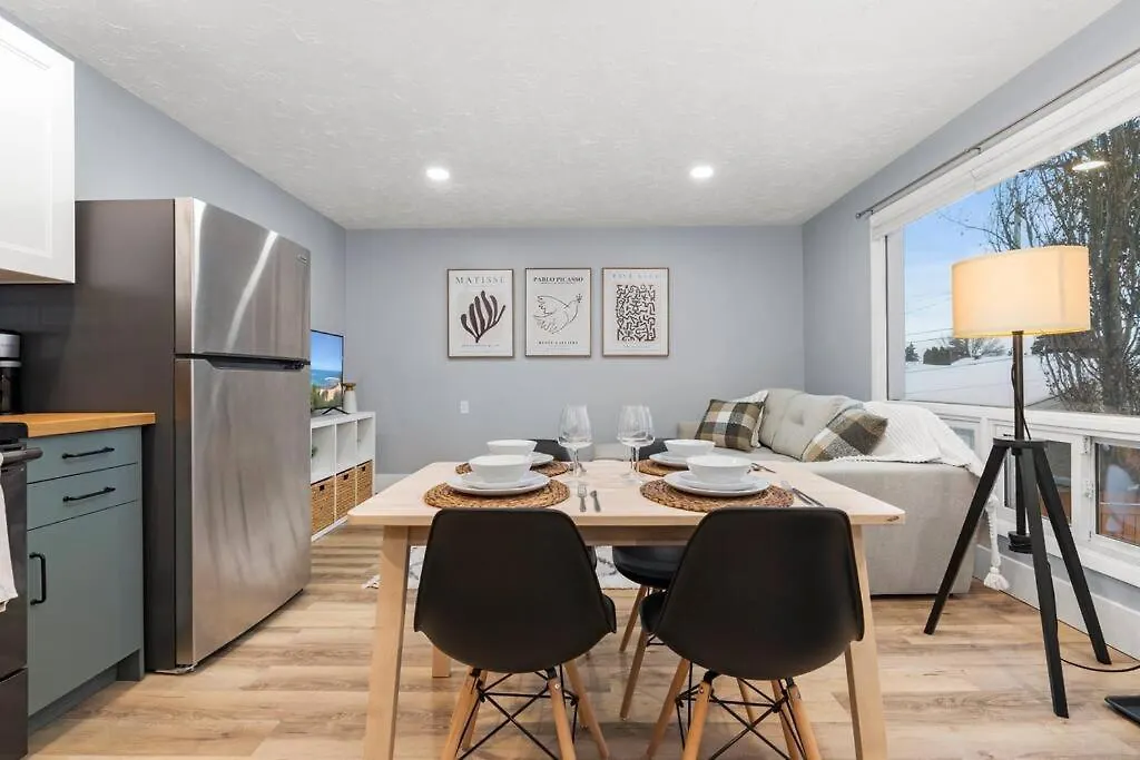 Elegant Boho Retreat - 8 Min To Wem Villa Edmonton