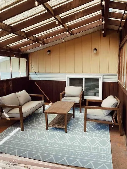 Elegant Boho Retreat - 8 Min To Wem Villa Edmonton